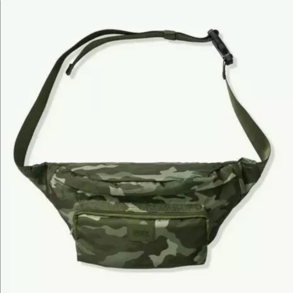 PINK Victoria's Secret Accessories - Victoria’s Secret Fanny Pack Large Belt Bag Camo